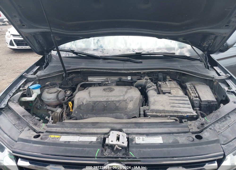 2019 VOLKSWAGEN TIGUAN 2.0T SE/2.0T SEL/2.0T SEL R-LINE/2.0T SEL R-LINE BLACK VIN: 3VV2B7AX2KM158400