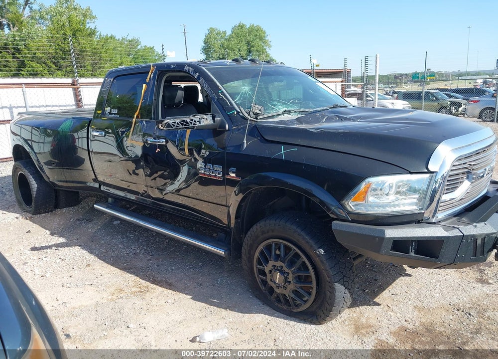 2017 RAM 3500 LAIE  4X4 8' BOX VIN: 3C63RRJL3HG566507