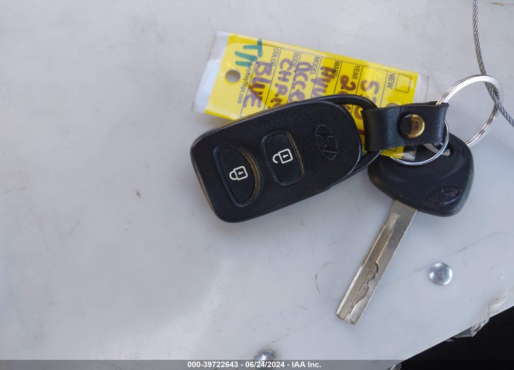2017 HYUNDAI ACCENT SE VIN: KMHCT4AE1HU174066