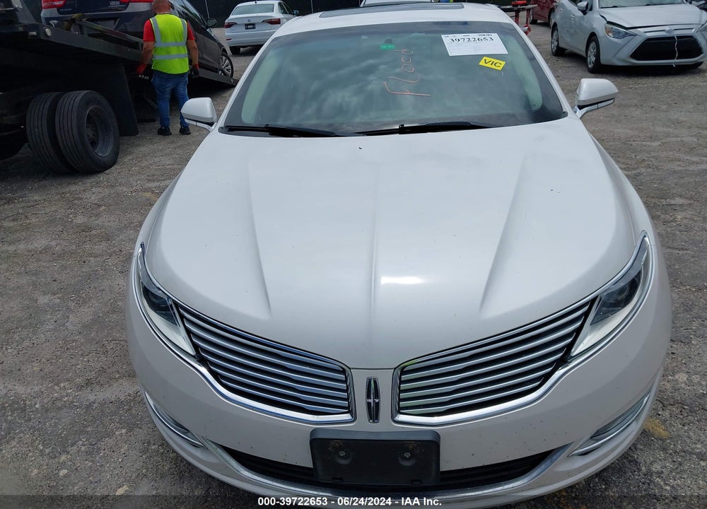 2015 LINCOLN MKZ HYBRID VIN: 3LN6L2LU5FR606152