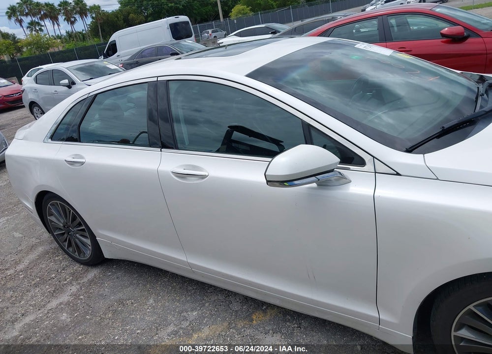 2015 LINCOLN MKZ HYBRID VIN: 3LN6L2LU5FR606152