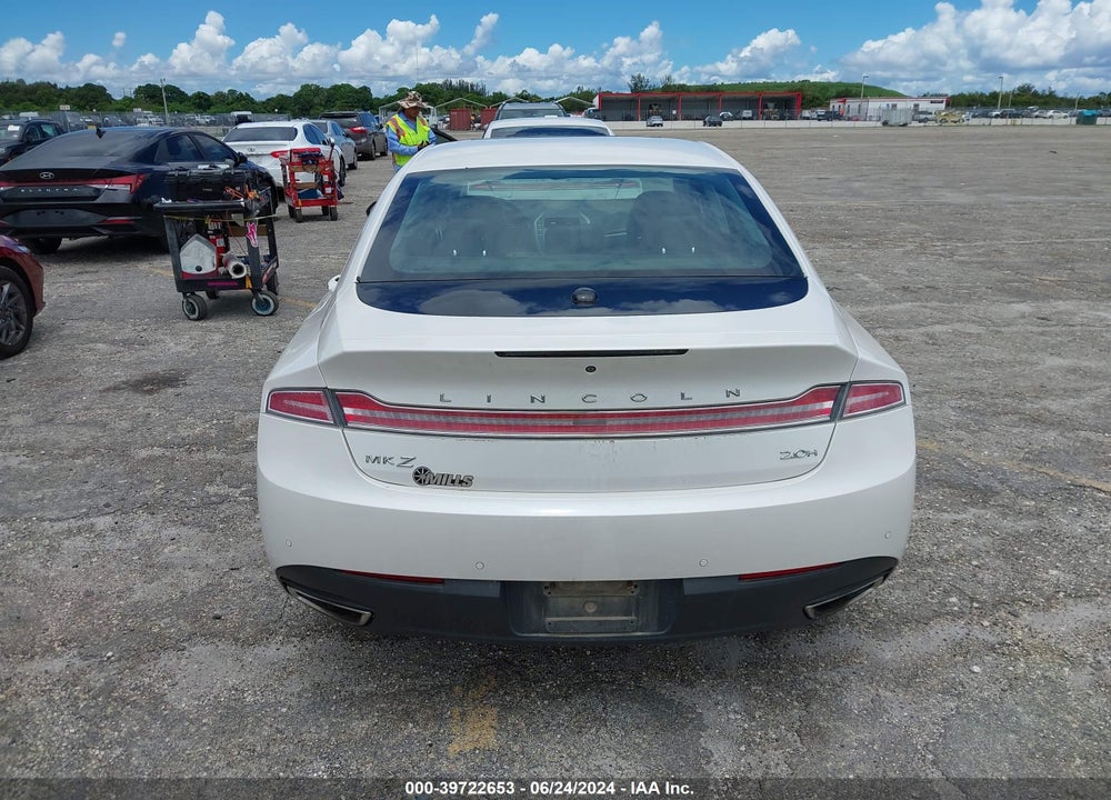 2015 LINCOLN MKZ HYBRID VIN: 3LN6L2LU5FR606152