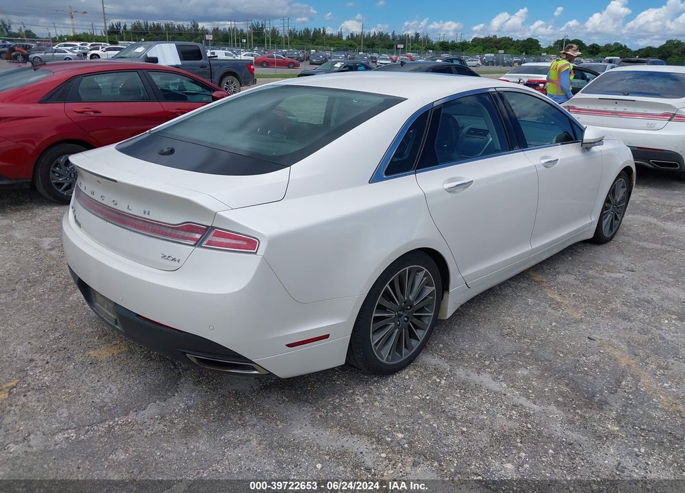 2015 LINCOLN MKZ HYBRID VIN: 3LN6L2LU5FR606152