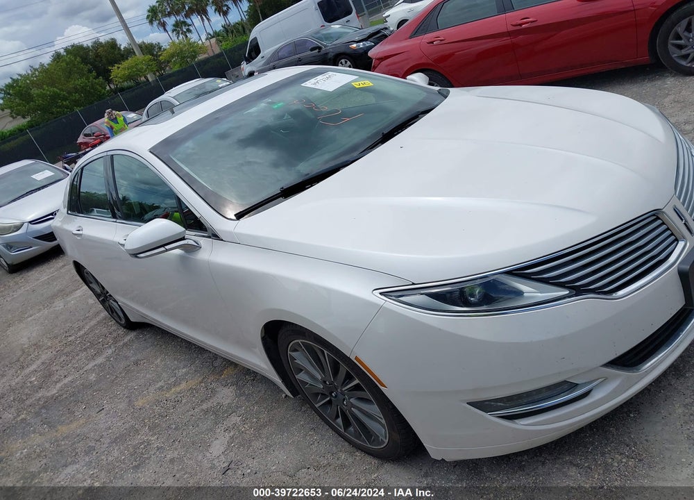 2015 LINCOLN MKZ HYBRID VIN: 3LN6L2LU5FR606152