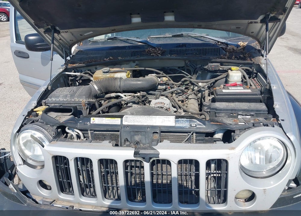 2006 JEEP LIBERTY SPORT VIN: 1J4GL48K66W177056