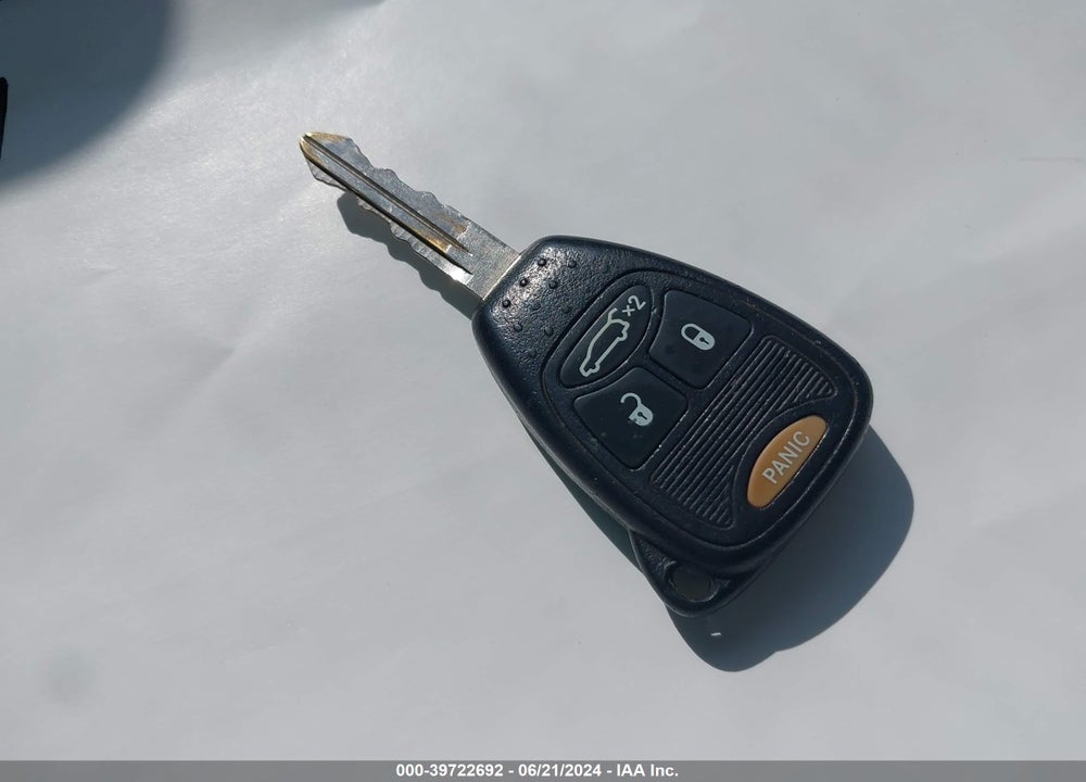 2006 JEEP LIBERTY SPORT VIN: 1J4GL48K66W177056