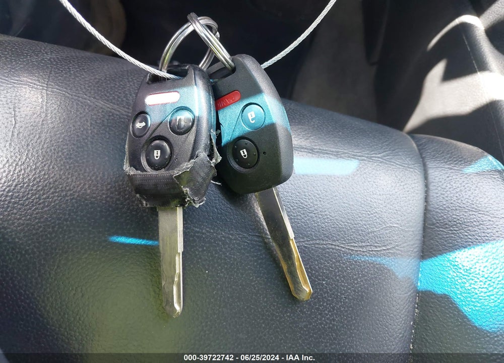 2012 HONDA ACCORD VIN: 1HGCP3F88CA019628