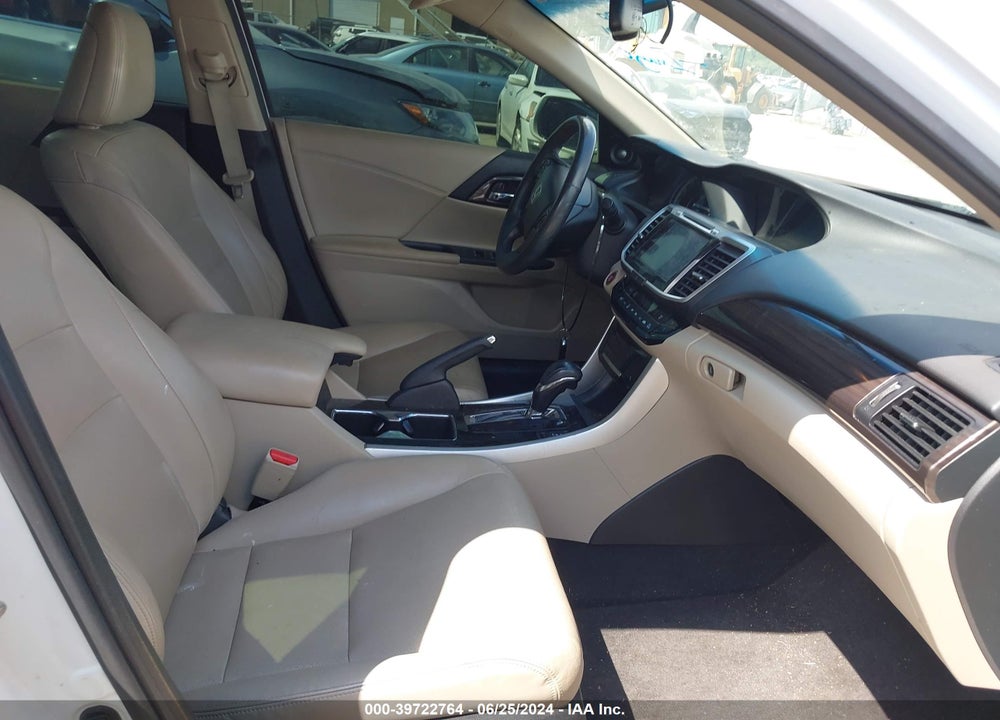 2017 HONDA ACCORD EX-L VIN: 1HGCR2F8XHA096089