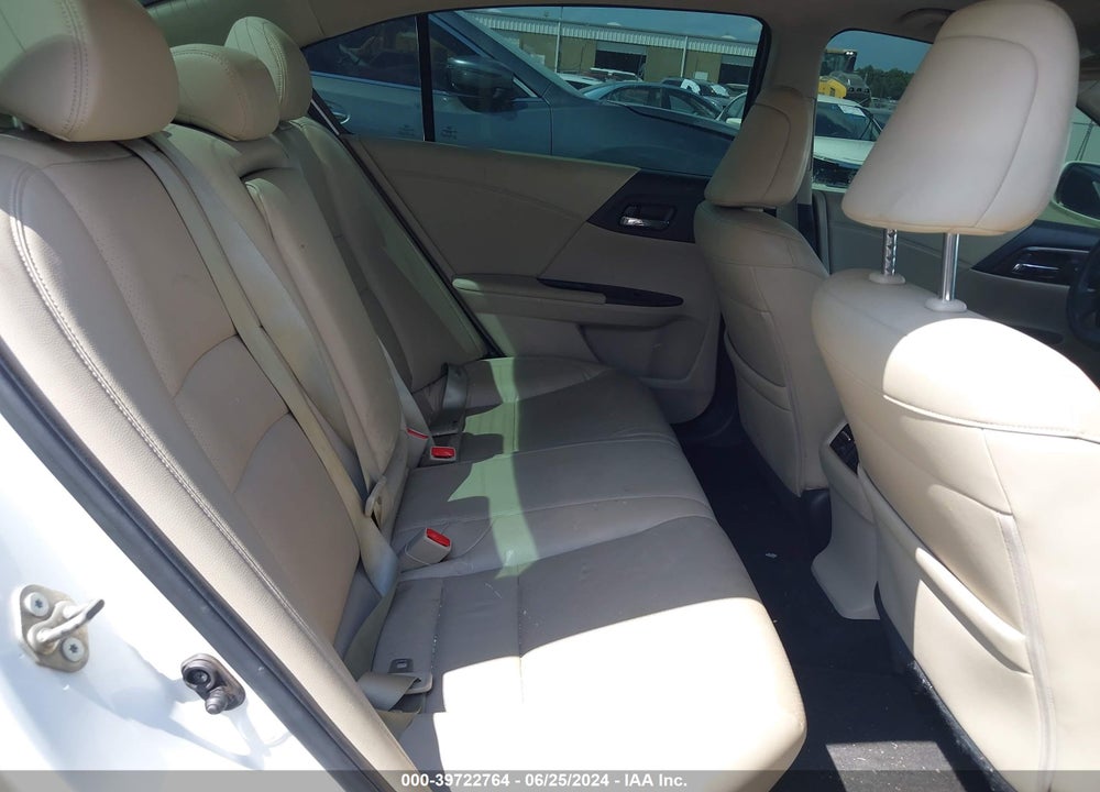 2017 HONDA ACCORD EX-L VIN: 1HGCR2F8XHA096089