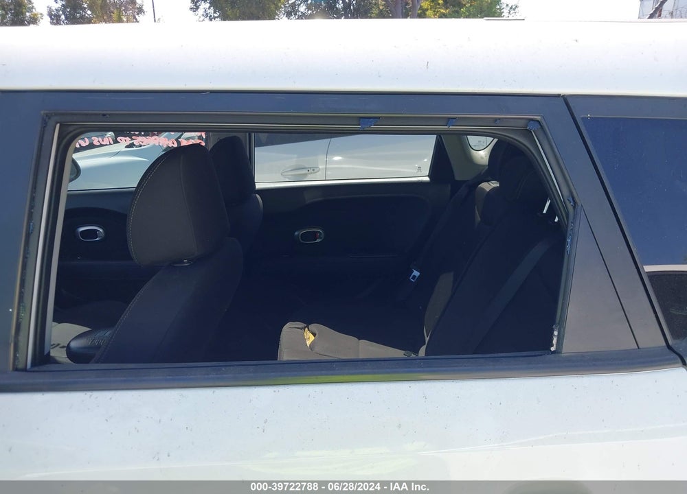 2019 KIA SOUL VIN: KNDJN2A28K7024722
