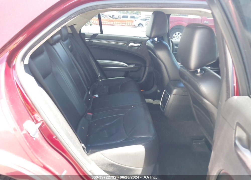 2017 CHRYSLER 300 LIMITED VIN: 2C3CCAAG0HH526730