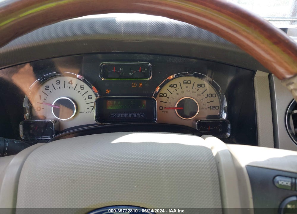 2010 FORD EXPEDITION LIMITED VIN: 1FMJU2A58AEB66846