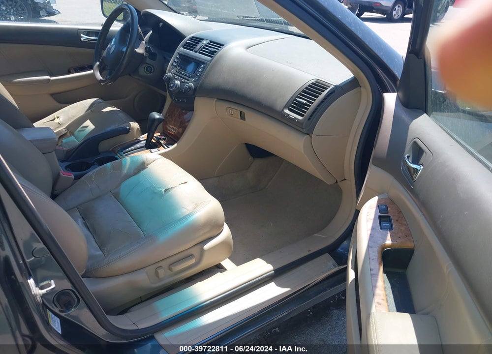2004 HONDA ACCORD 3.0 EX VIN: 1HGCM66504A057307