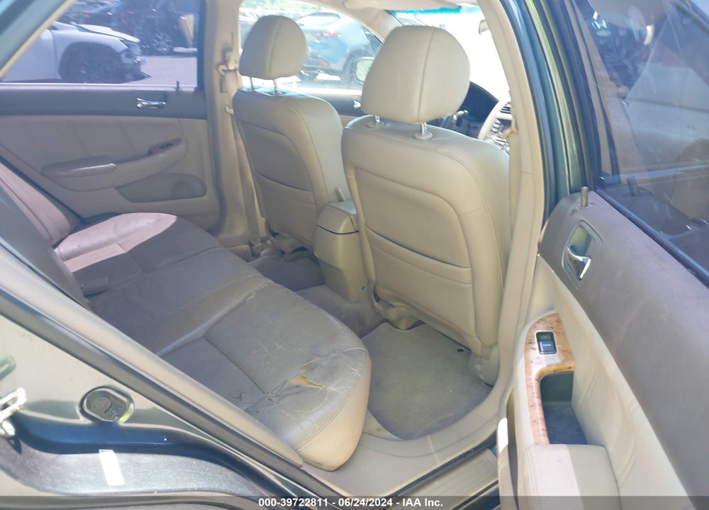 2004 HONDA ACCORD 3.0 EX VIN: 1HGCM66504A057307