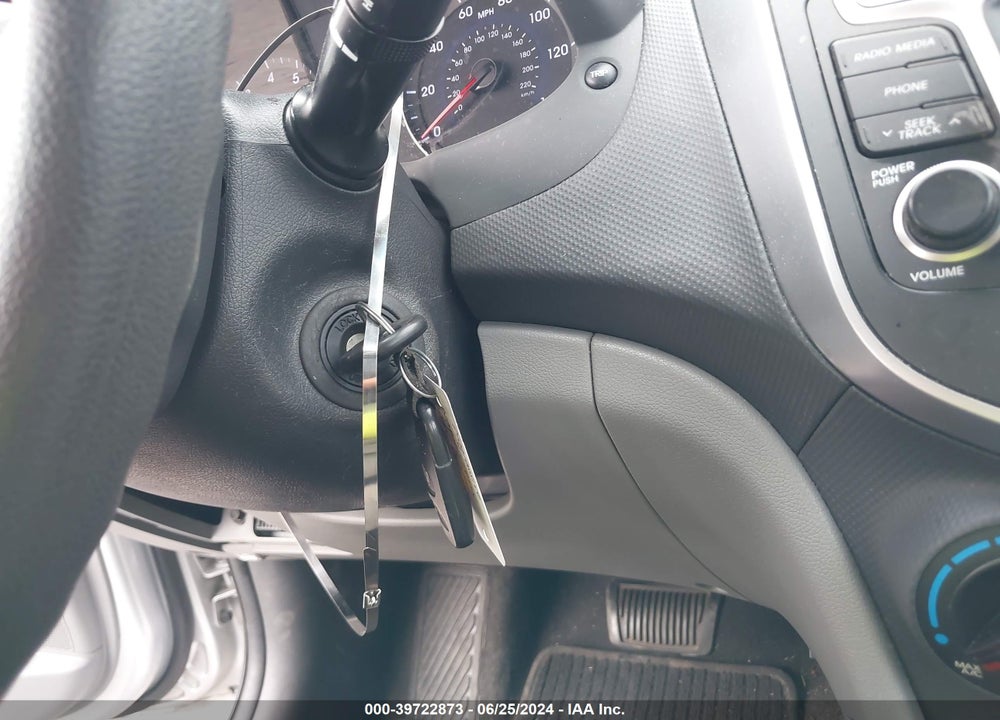 2015 HYUNDAI ACCENT GLS VIN: KMHCT4AEXFU922181