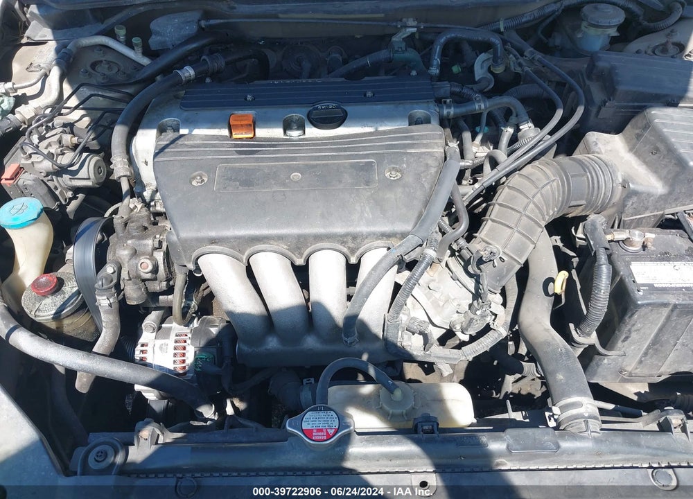 2003 HONDA ACCORD 2.4 EX VIN: JHMCM56683C006124