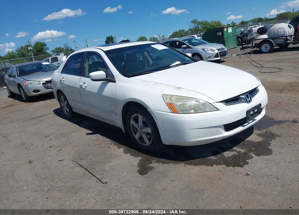 2003 HONDA ACCORD 2.4 EX VIN: JHMCM56683C006124