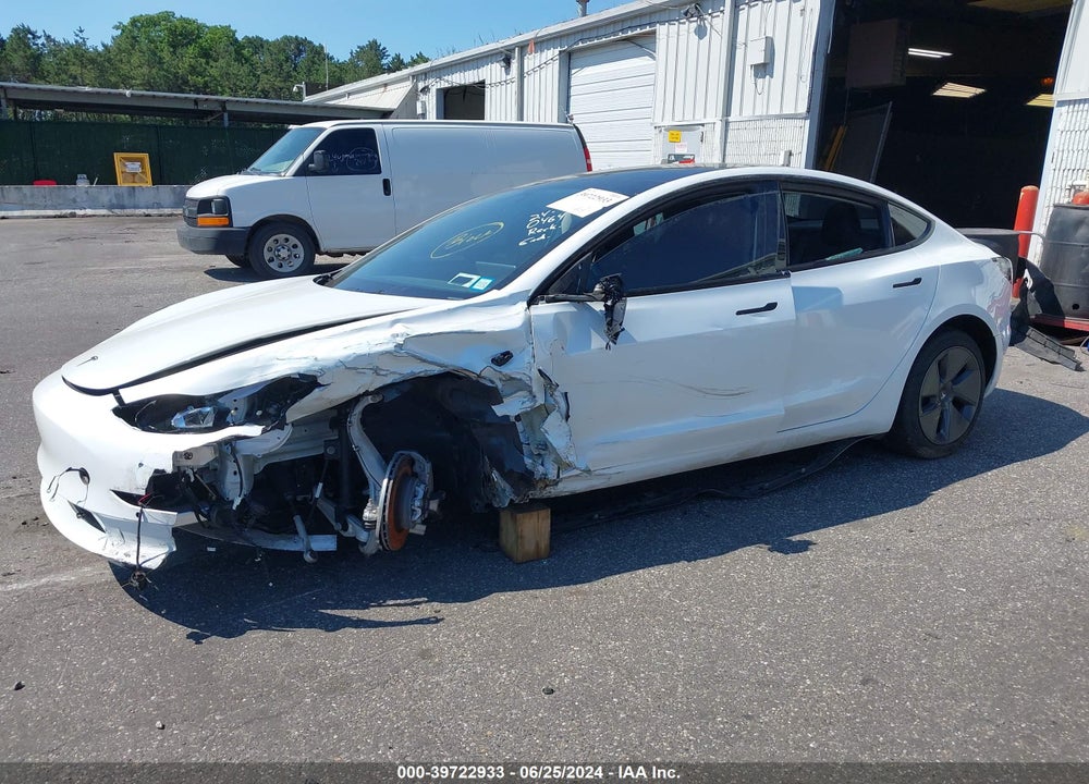 2021 TESLA MODEL 3 STANDARD RANGE PLUS REAR-WHEEL DRIVE VIN: 5YJ3E1EA5MF090825