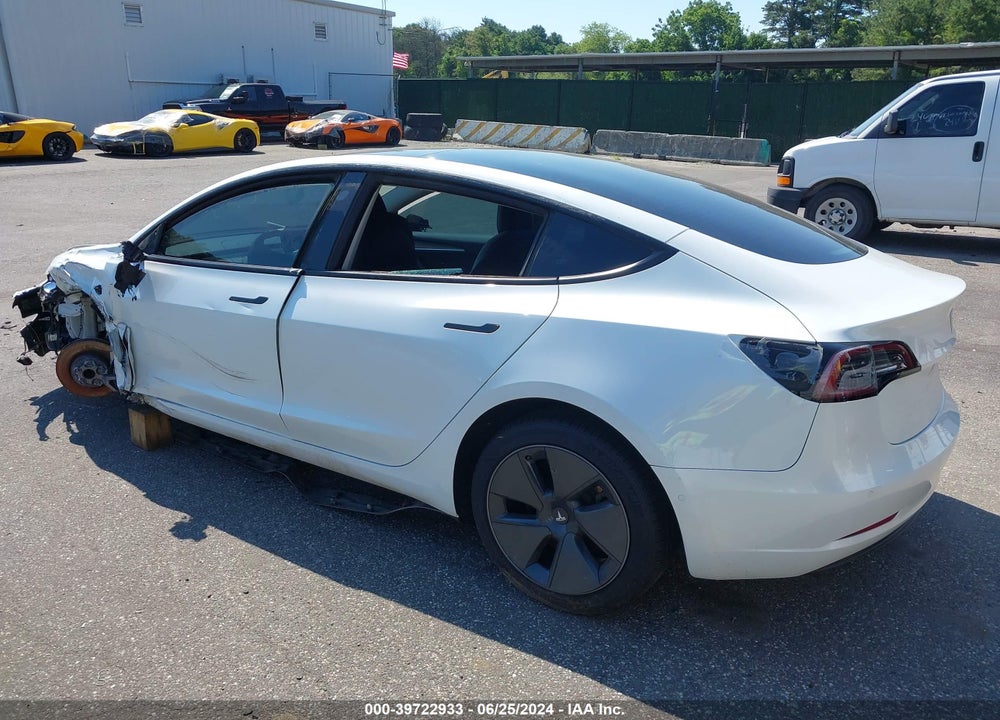 2021 TESLA MODEL 3 STANDARD RANGE PLUS REAR-WHEEL DRIVE VIN: 5YJ3E1EA5MF090825