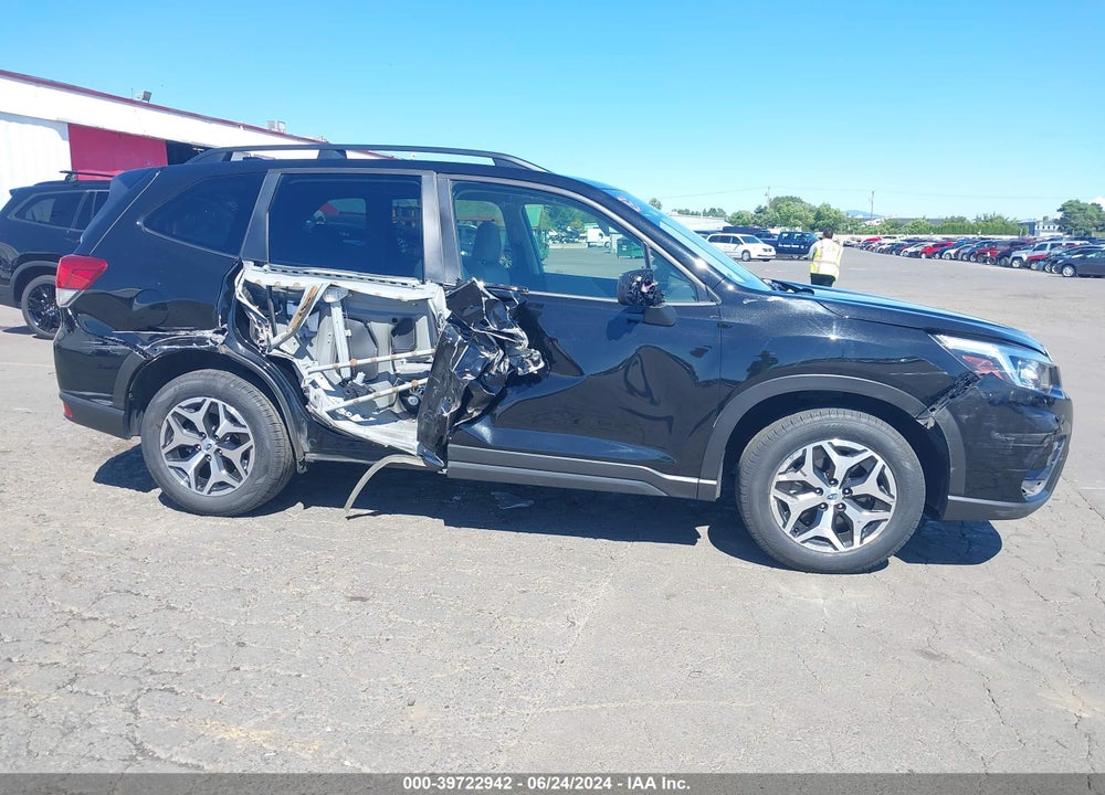 2020 SUBARU FORESTER PREMIUM VIN: JF2SKAJC5LH502902