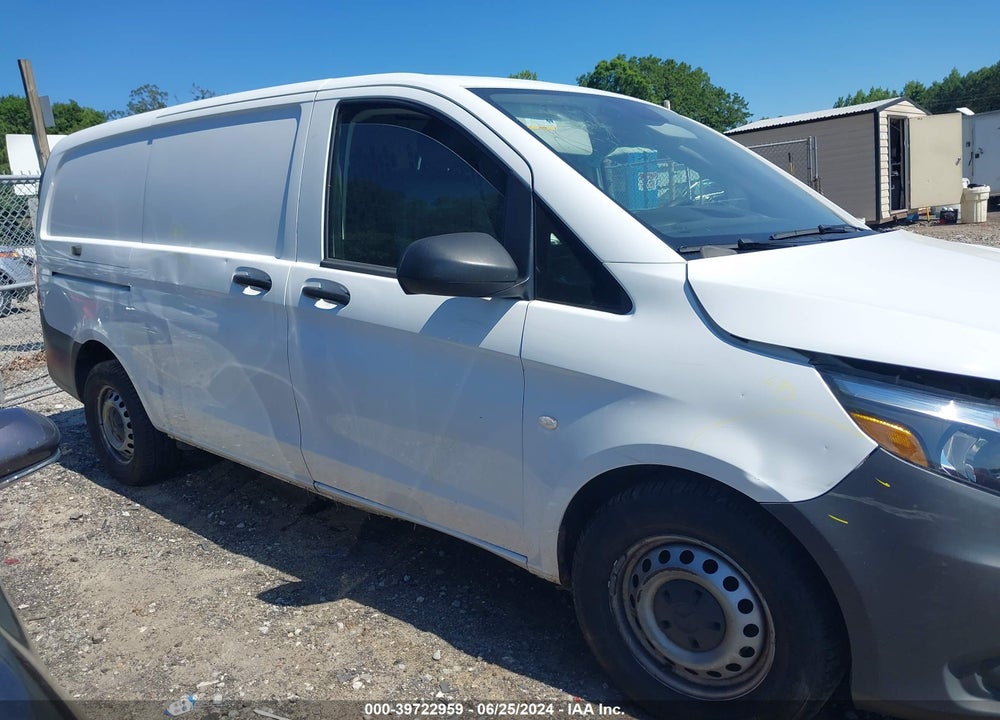 2022 MERCEDES-BENZ METRIS VIN: W1YV0BEYXN3988356
