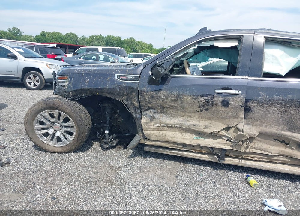 2022 GMC SIERRA 1500 4WD SHORT BOX DENALI VIN: 3GTUUGEL2NG681427