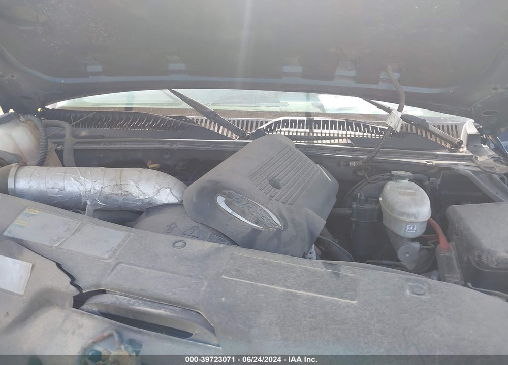 2003 CHEVROLET SUBURBAN 1500 LS VIN: 1GNEC16Z63J333849