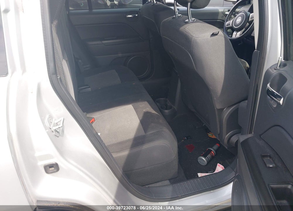 2012 JEEP COMPASS LATITUDE VIN: 1C4NJDEB5CD555706