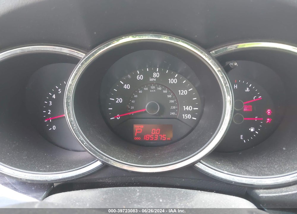2012 KIA SORENTO LX VIN: 5XYKT4A64CG228821