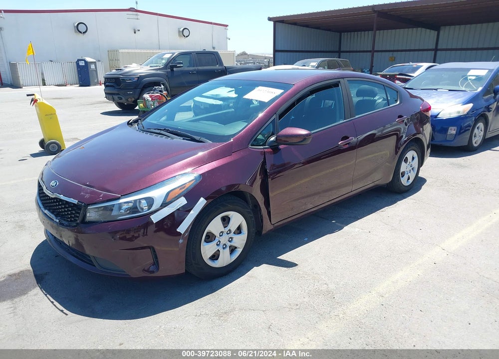 2018 KIA FORTE LX VIN: 3KPFL4A79JE204194