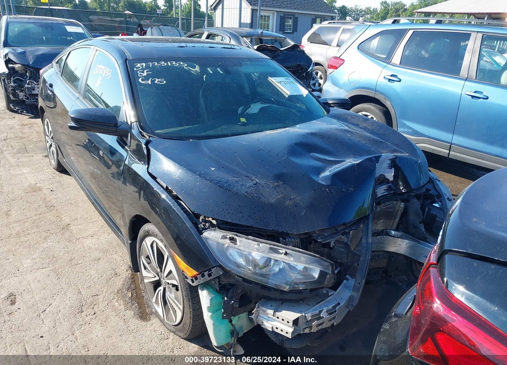 2018 HONDA CIVIC EX-L VIN: JHMFC1F74JX008427