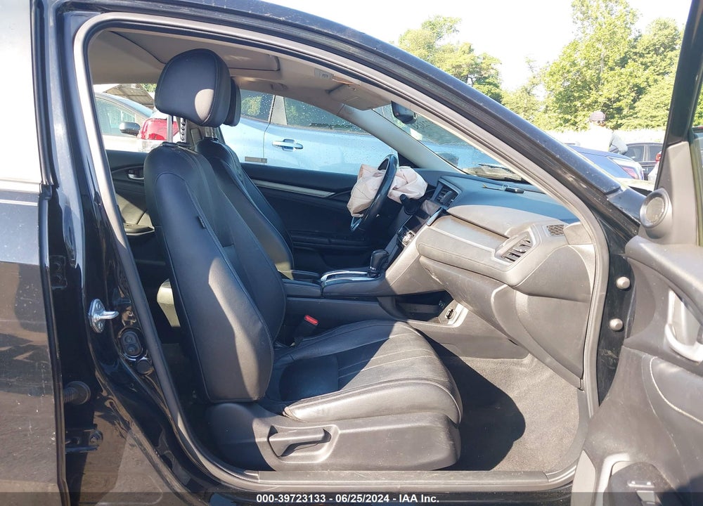 2018 HONDA CIVIC EX-L VIN: JHMFC1F74JX008427