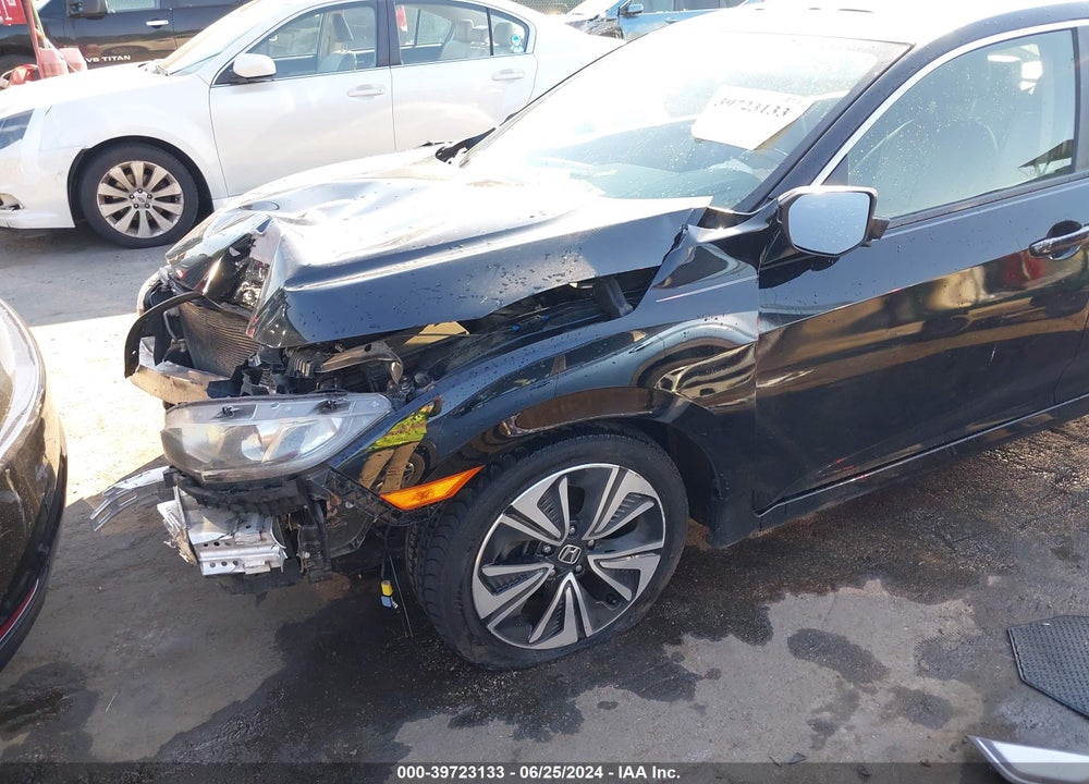 2018 HONDA CIVIC EX-L VIN: JHMFC1F74JX008427