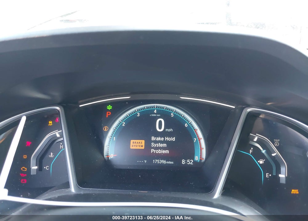 2018 HONDA CIVIC EX-L VIN: JHMFC1F74JX008427