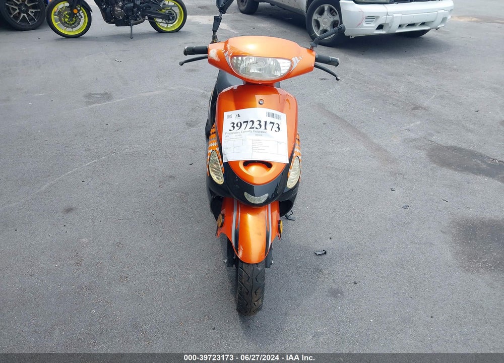 2023 JIANGSU BAODIAO VIN: L2BB9NCC6PB413132