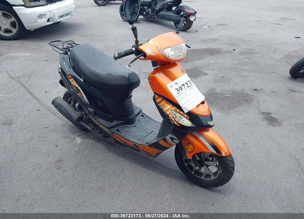 2023 JIANGSU BAODIAO VIN: L2BB9NCC6PB413132