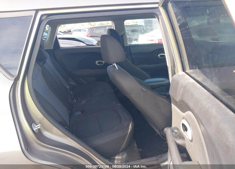2019 KIA SOUL VIN: KNDJP3A53K7660300