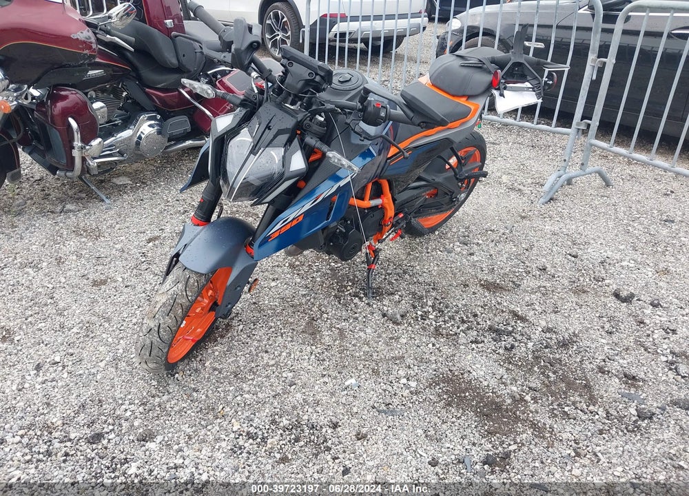 2024 KTM 390 DUKE VIN: MD2JPJ409RN276428