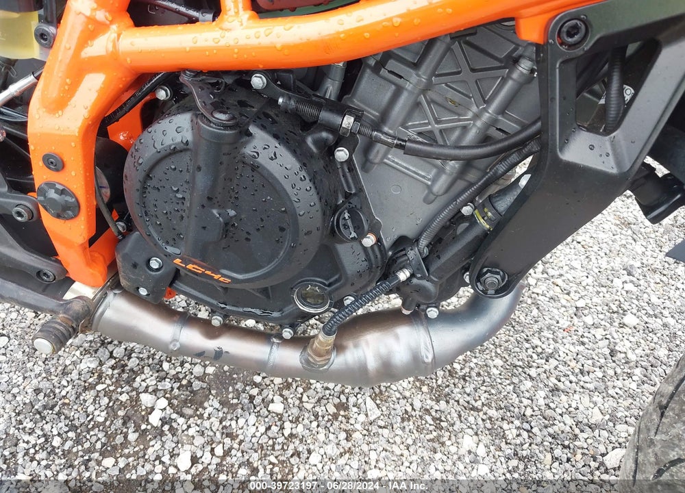 2024 KTM 390 DUKE VIN: MD2JPJ409RN276428