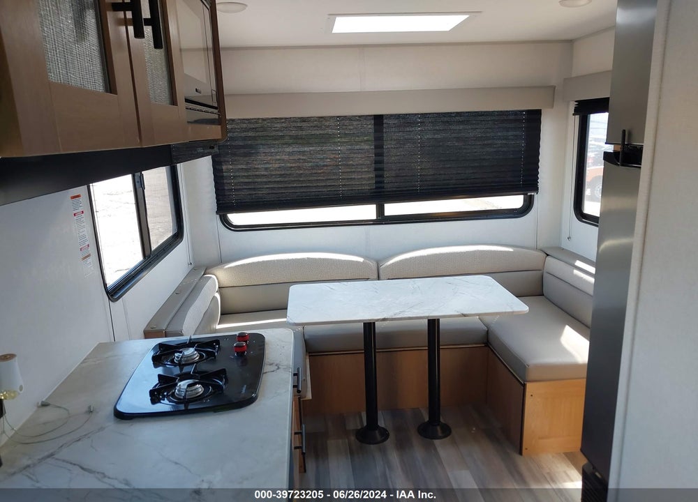 2022 ADVENTURE OTHER VIN: 5ZT2AVEC8NG813623