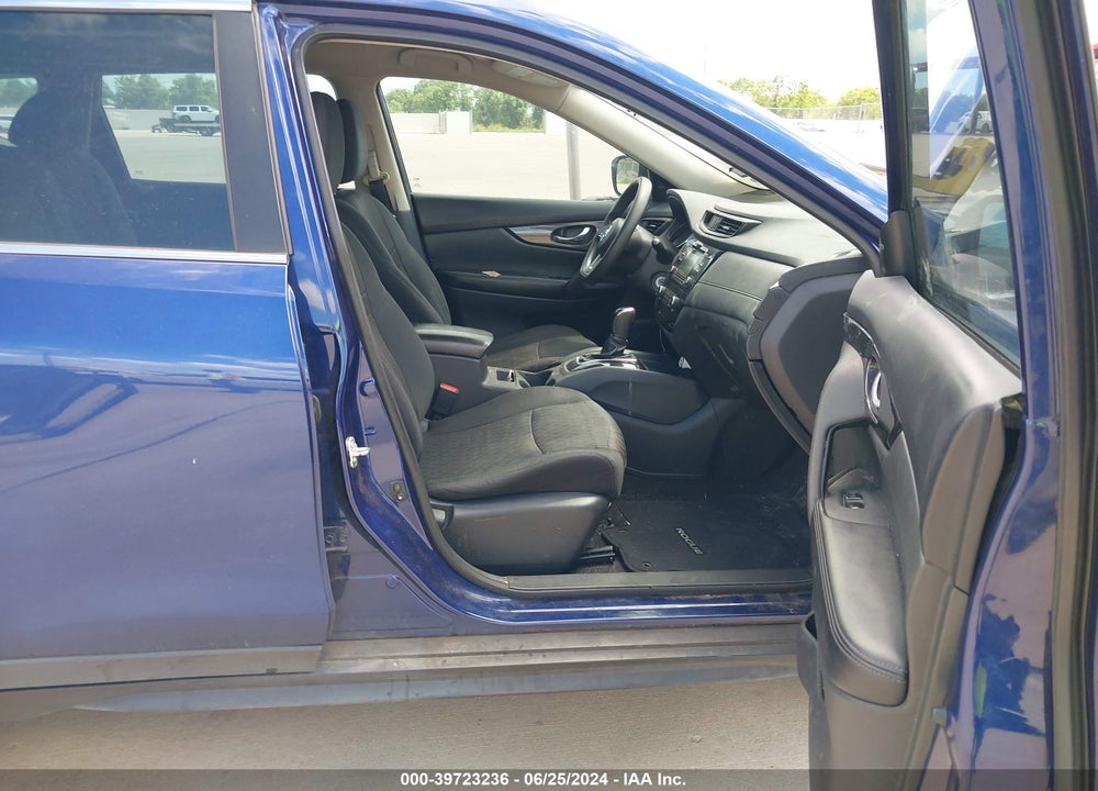 2017 NISSAN ROGUE S VIN: 5N1AT2MT4HC845838