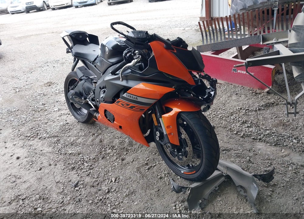 2020 YAMAHA YZFR6 VIN: JYARJ28E7LA006601