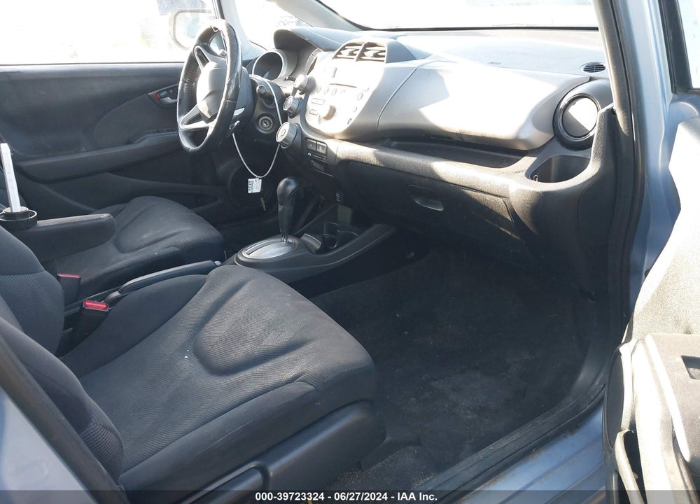 2010 HONDA FIT SPORT VIN: JHMGE8H43AC025463