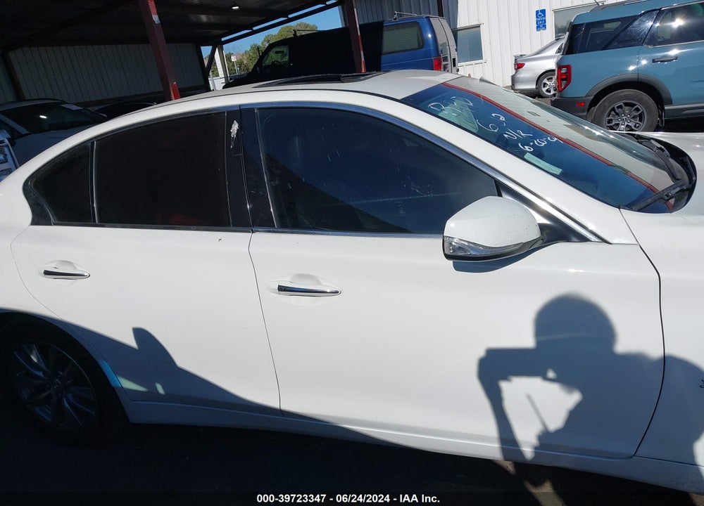 2018 INFINITI Q50 3.0T LUXE VIN: JN1EV7AP6JM364738