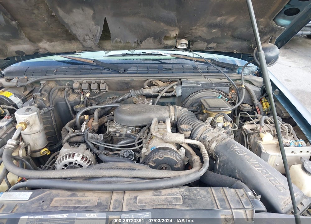 1996 GMC SONOMA VIN: 1GTCS19X6T8515801