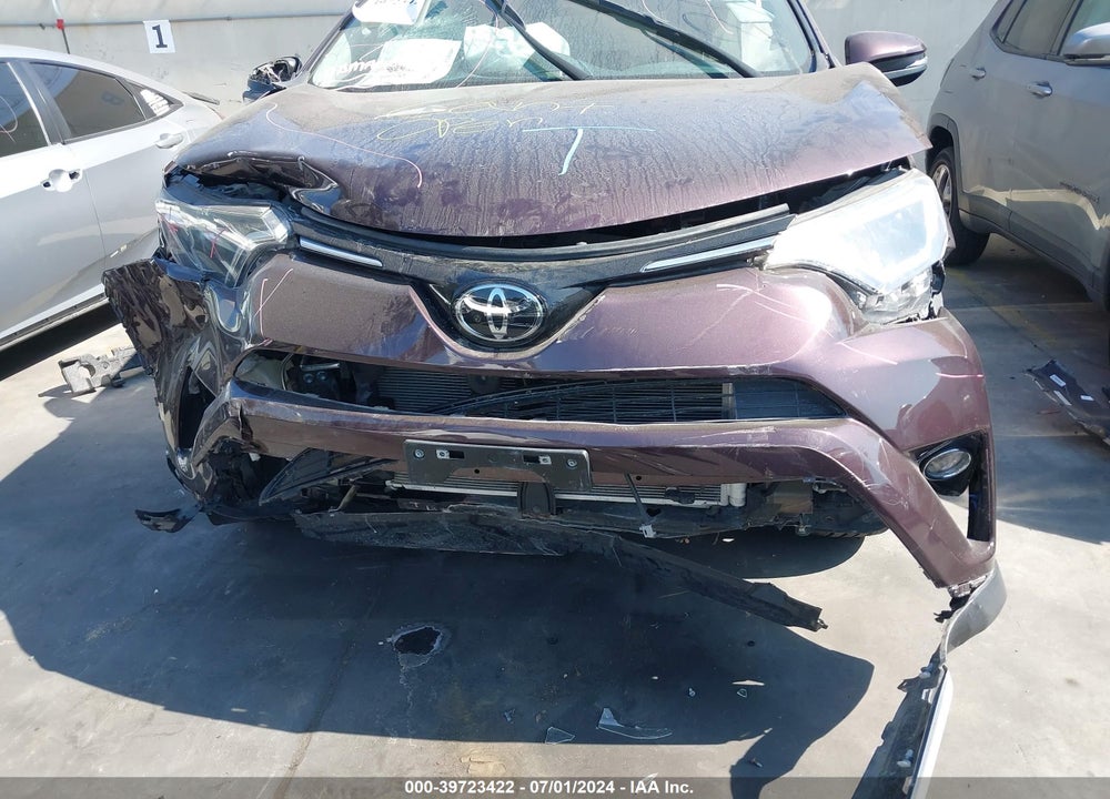 2017 TOYOTA RAV4 VIN: 2T3WFREV1HW352335