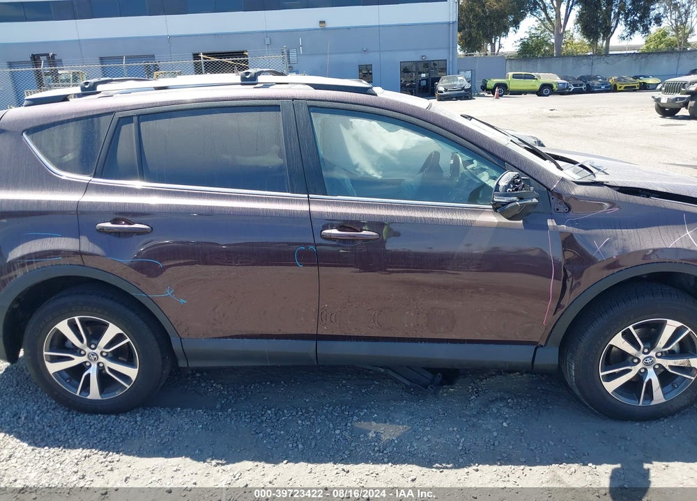 2017 TOYOTA RAV4 VIN: 2T3WFREV1HW352335