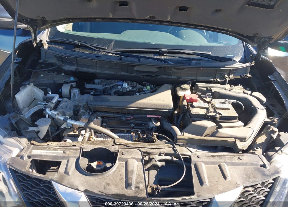 2015 NISSAN ROGUE SV VIN: 5N1AT2MVXFC775681