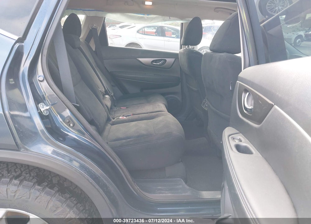 2015 NISSAN ROGUE SV VIN: 5N1AT2MVXFC775681