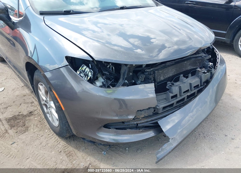 2017 CHRYSLER PACIFICA LX VIN: 2C4RC1CG0HR526174